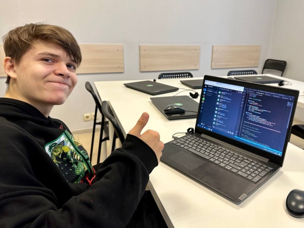Циклы Python: объясняем для начинающих и детей